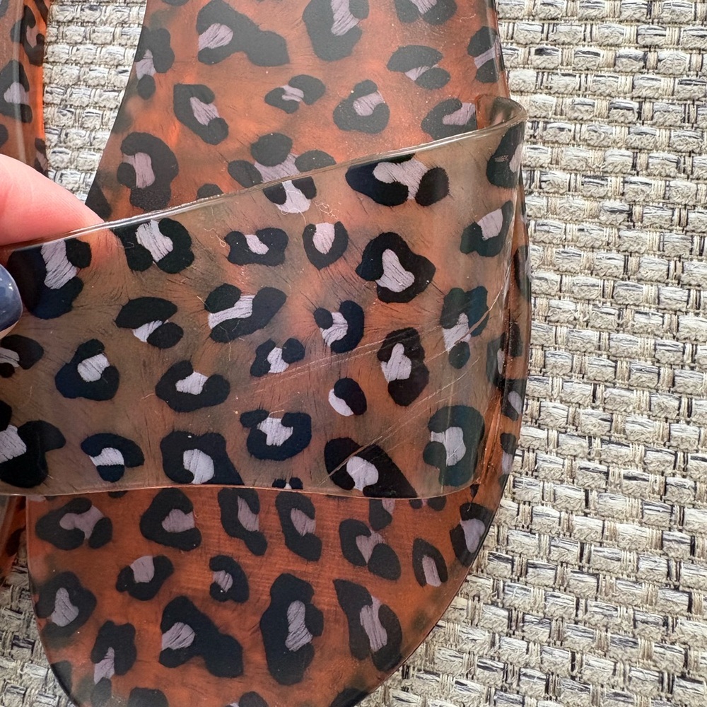 BEACH By Matisse NEW Sol Tan Leopard Slide On Jelly Sandal Size 8 - Picture 4 of 7